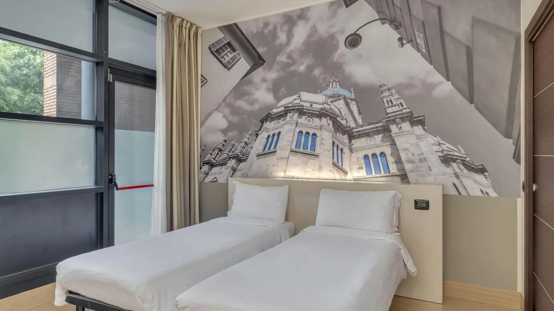 ***  B&B Hotel Como Italien